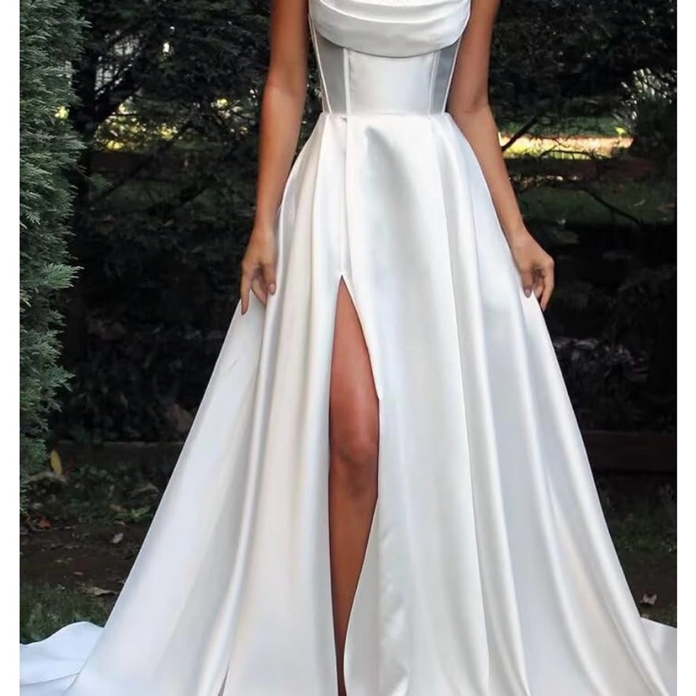 Elegant Off White Satin Evening Gown